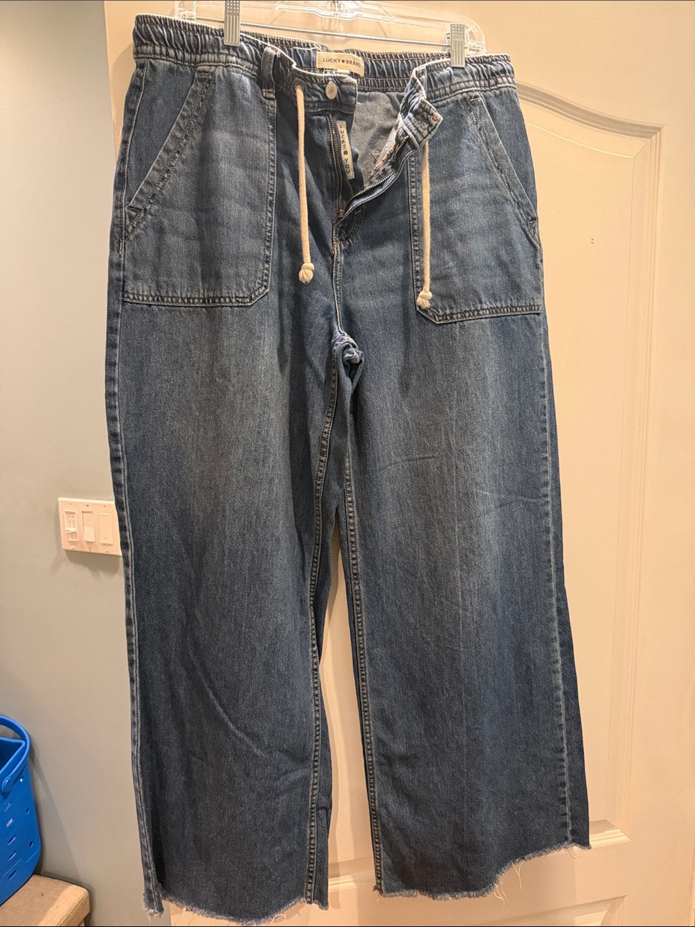 Lucky Brand Wide-Leg Denim Jeans in Medium Blue with Drawstring